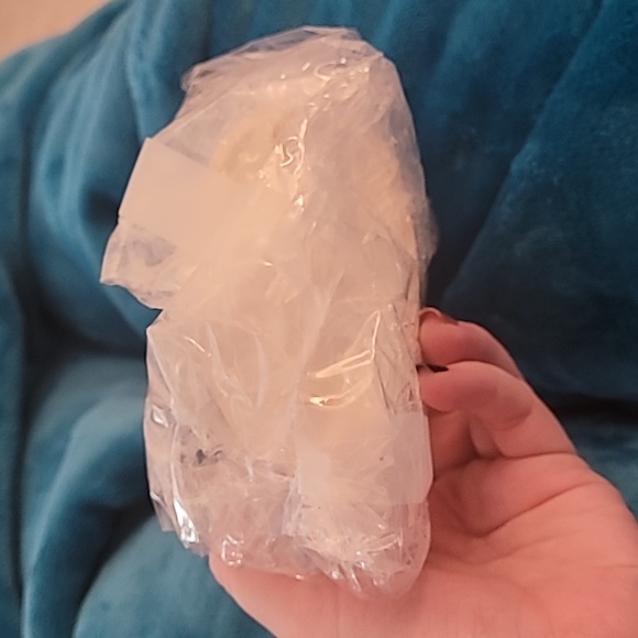 Hummel Goebel JUST RESTING Figurine #112/1 1938 Girl with Scarf Sitting on Fence - Picture 4 of 5